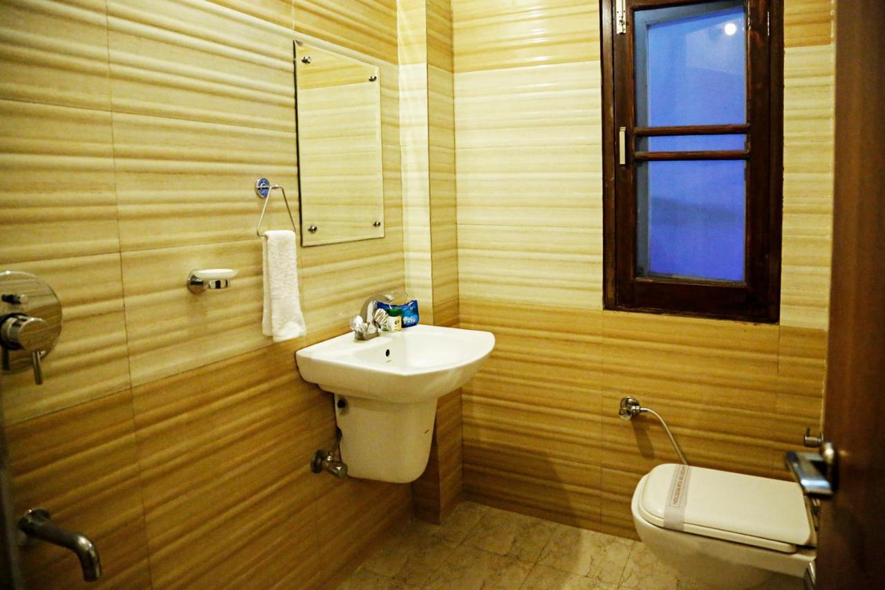 Capital O 4302 Hotel Imperial Lodge Jammu Luaran gambar